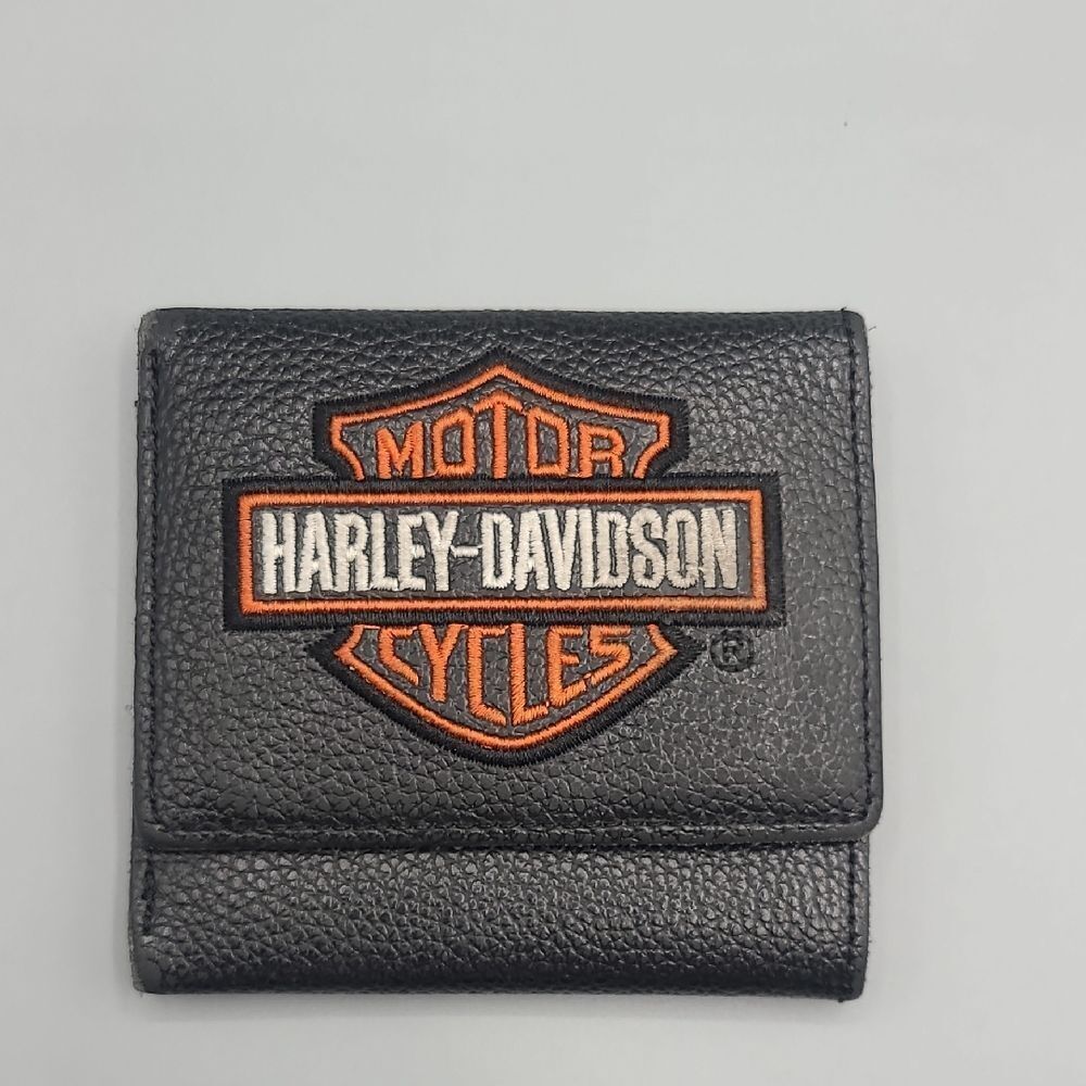 Harley Davidson Vintage Classic Embroidered Logo Trifold Wallet | Black